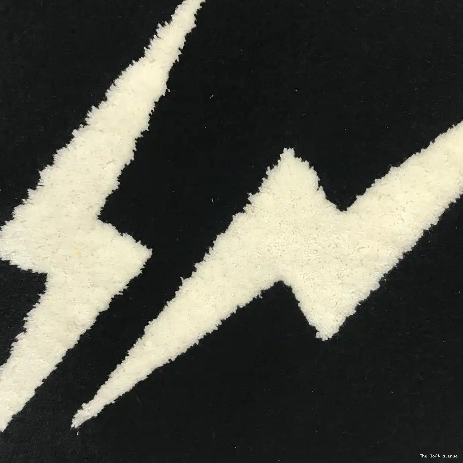 RUG FRAGMENT DESIGN 0512
